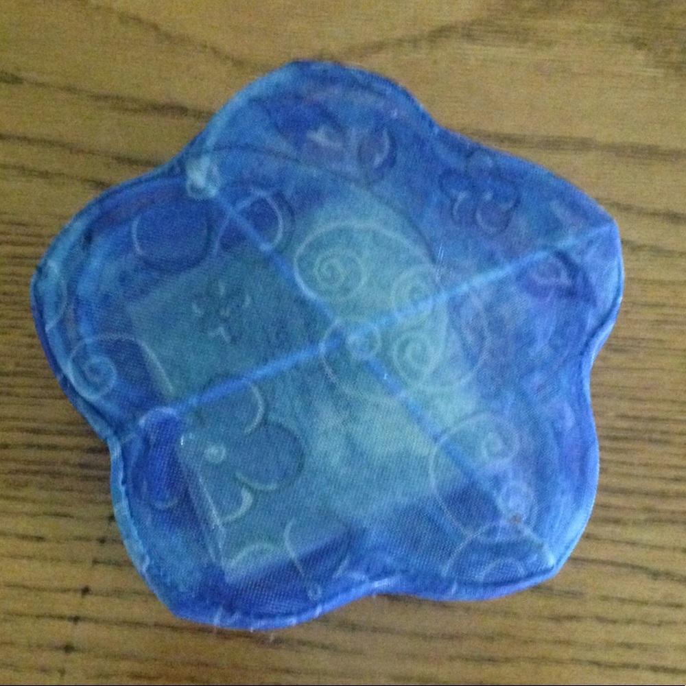 Blue Box - Picture 2 of 2